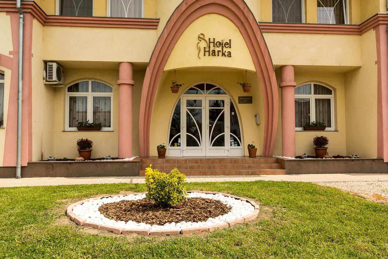 Hotel Harka Harkány Zewnętrze zdjęcie